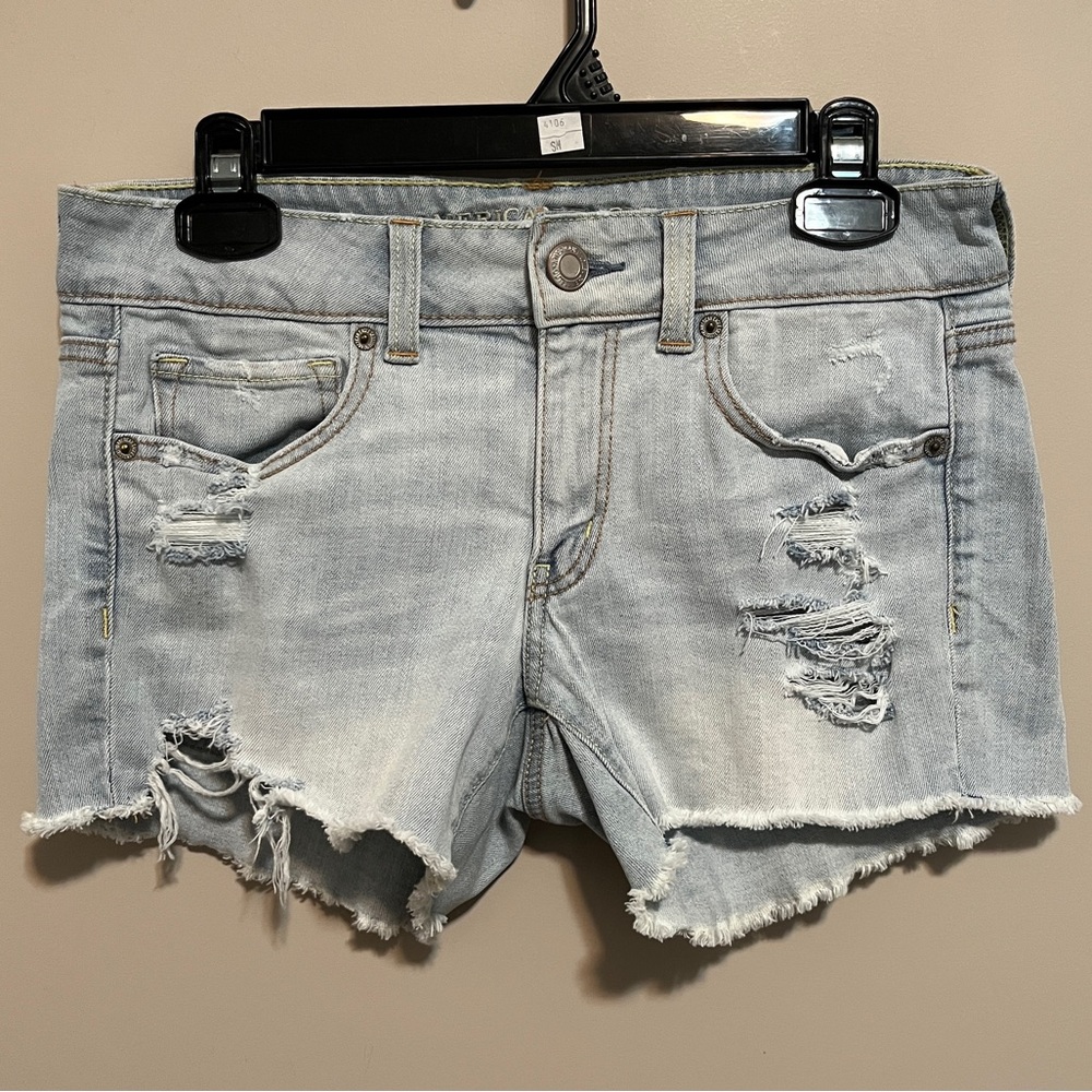 American Eagle Outfitters Distressed Midi Jean Shorts, size 6